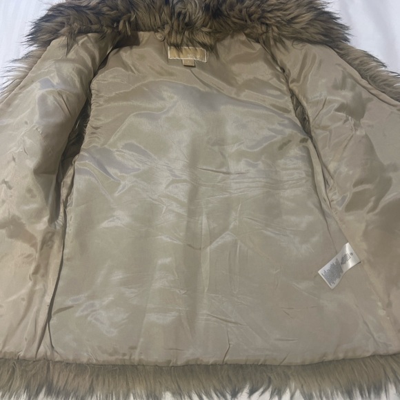 Michael Kors Faux Fur Vest - Picture 4 of 5